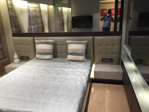 headboard 5